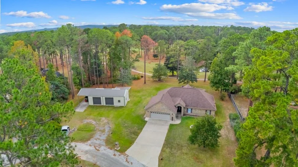 Unit for sale at 416 Broadmoor Drive, Brookeland, TX 75931