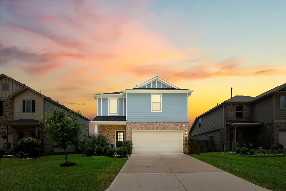Unit for sale at 429 Camas Creek Lane, Magnolia, TX 77354