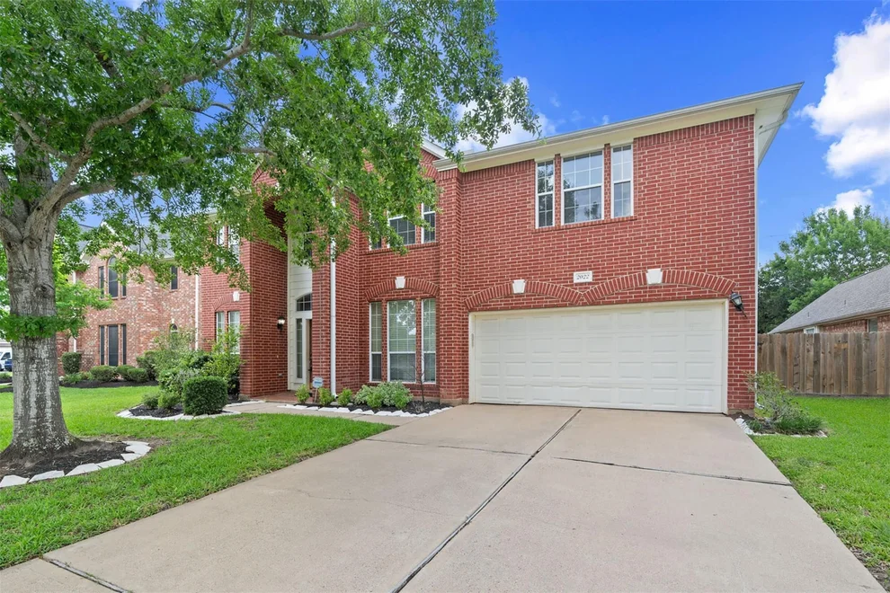 Unit for sale at 2022 Grand Willow Lane, Richmond, TX 77469