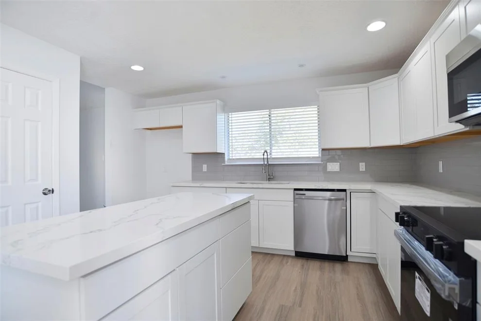 Unit for sale at 16827 Frigate Drive, Friendswood, TX 77546