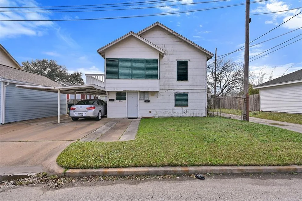 Unit for sale at 1613 52nd, Galveston, TX 77551
