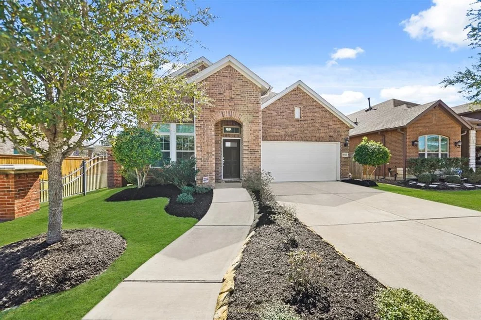 Unit for sale at 8026 Silverspot Lane, Missouri City, TX 77459