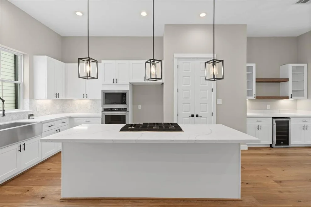 Unit for sale at 1143 W 22nd Street, Houston, TX 77008