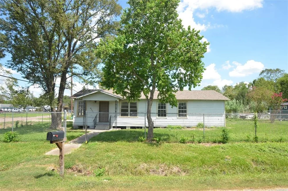 Unit for sale at 8201 Kenton Street, Houston, TX 77028