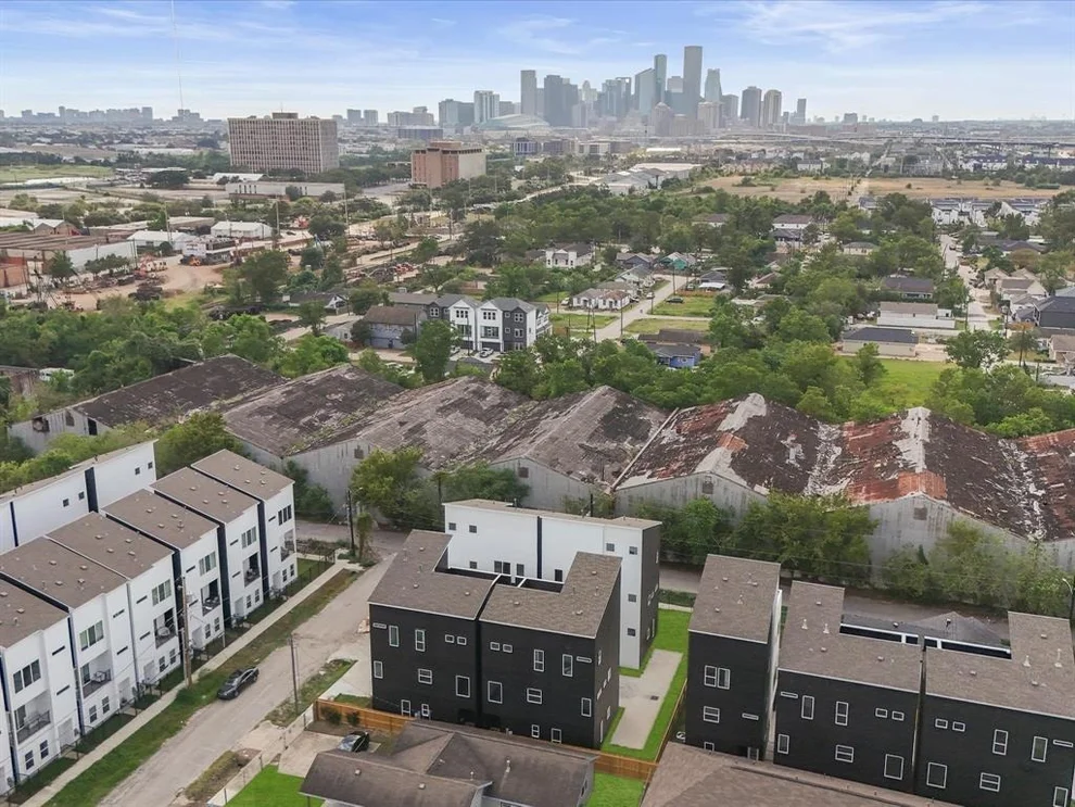 Unit for sale at 4610 Coke Street, Houston, TX 77020