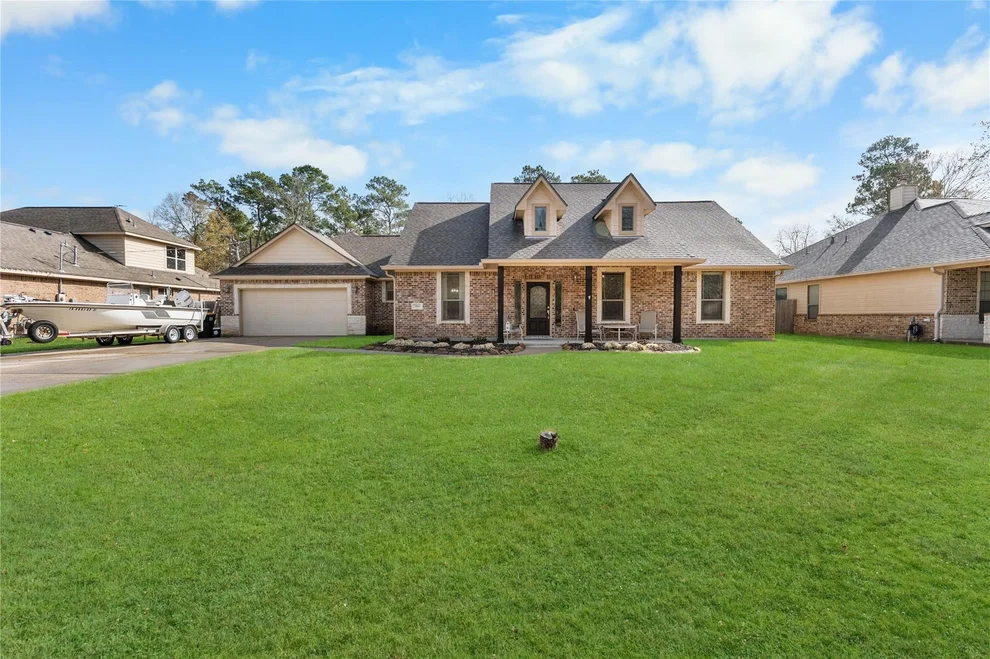 Unit for sale at 906 Fairbanks Drive, Magnolia, TX 77354