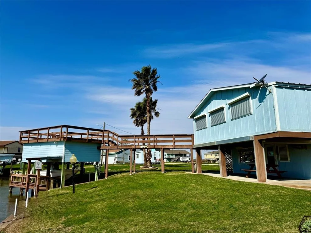 Unit for sale at 1913 County Road 201, Sargent, TX 77414