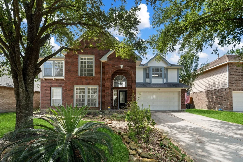 Unit for sale at 7306 Oak Walk Drive, Humble, TX 77346