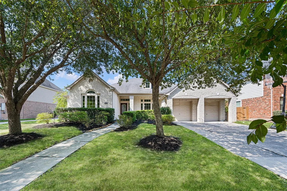 Unit for sale at 13619 Elm Shores Drive, Houston, TX 77044