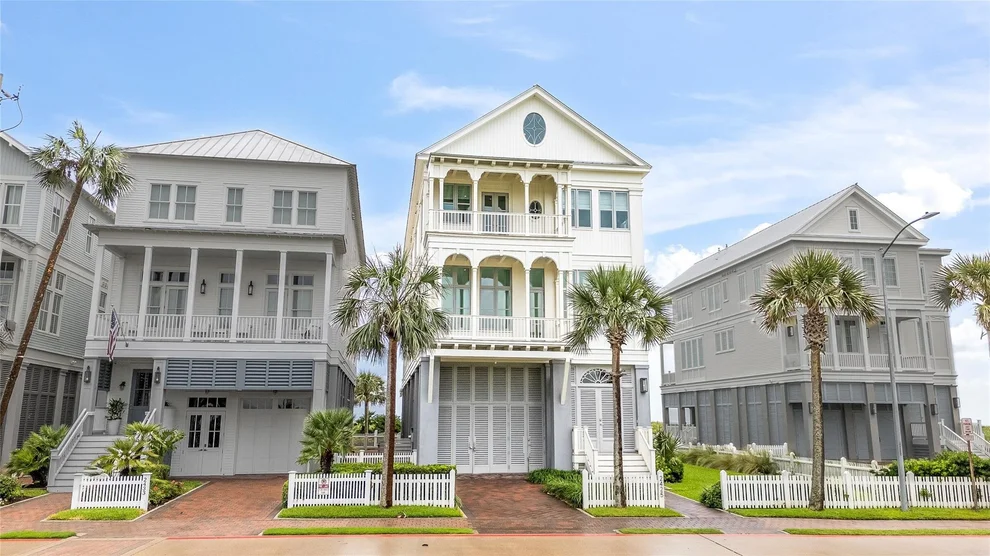 Unit for sale at 2425 E Seaside Drive, Galveston, TX 77550