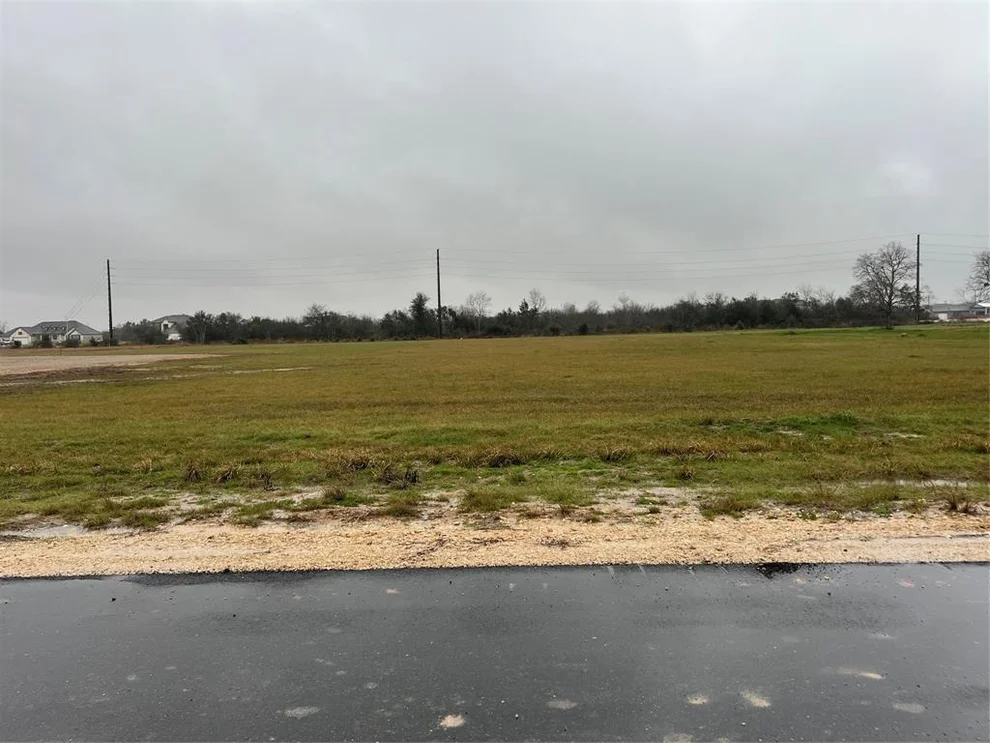 Unit for sale at 857 Anna Lane, Sealy, TX 77474