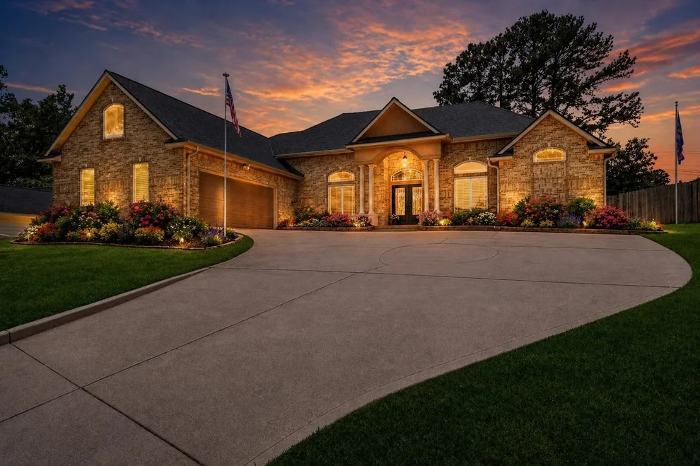 Unit for sale at 167 April Waters Drive W, Conroe, TX 77356
