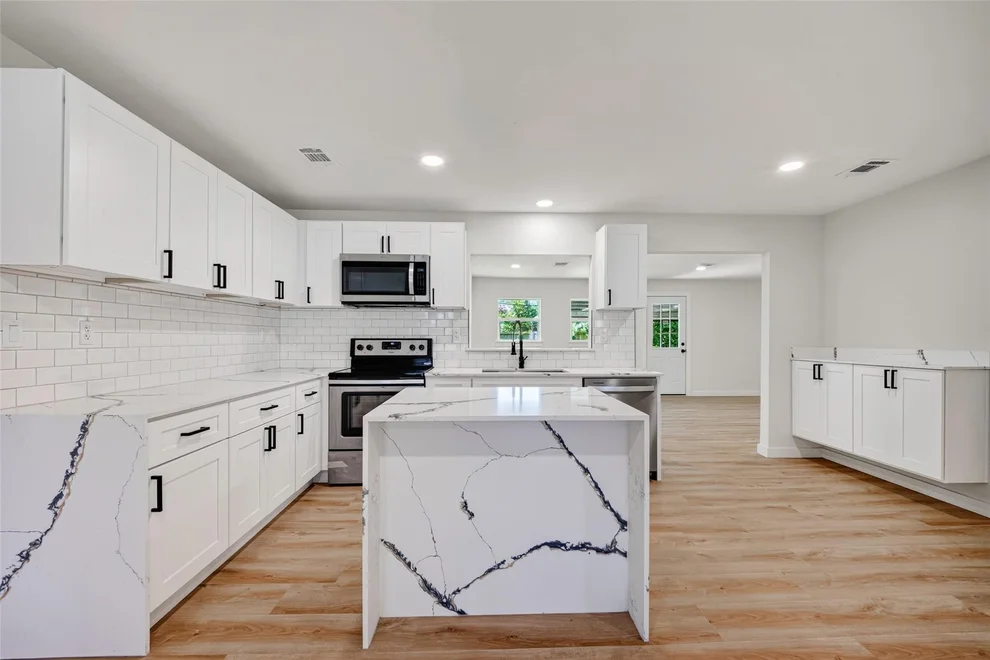 Unit for sale at 13030 Knollcrest Street, Houston, TX 77015