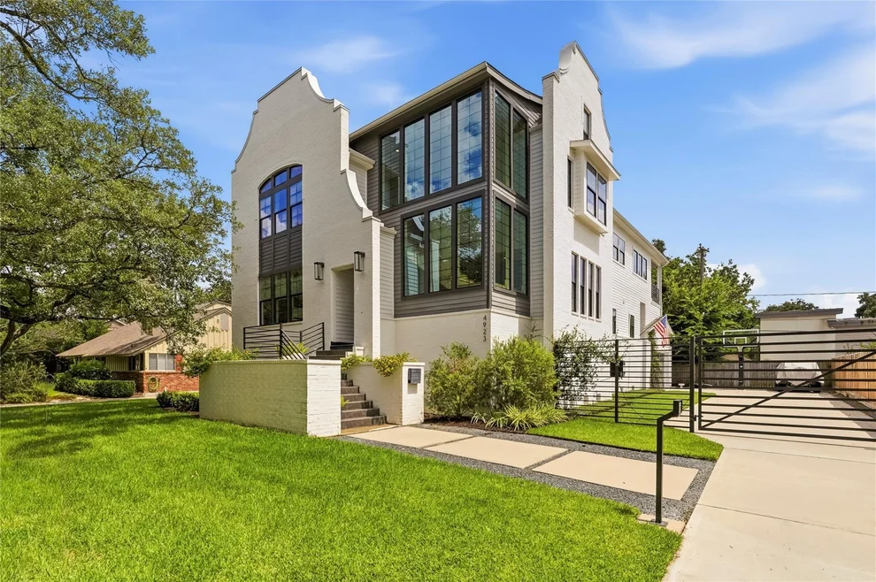 Unit for sale at 4923 Loch Lomond Drive Drive, Houston, TX 77096