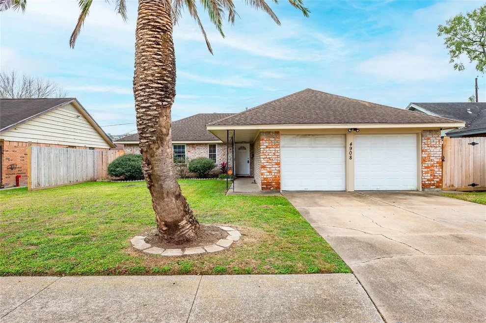 Unit for sale at 4908 Holly Park Drive, Pasadena, TX 77505