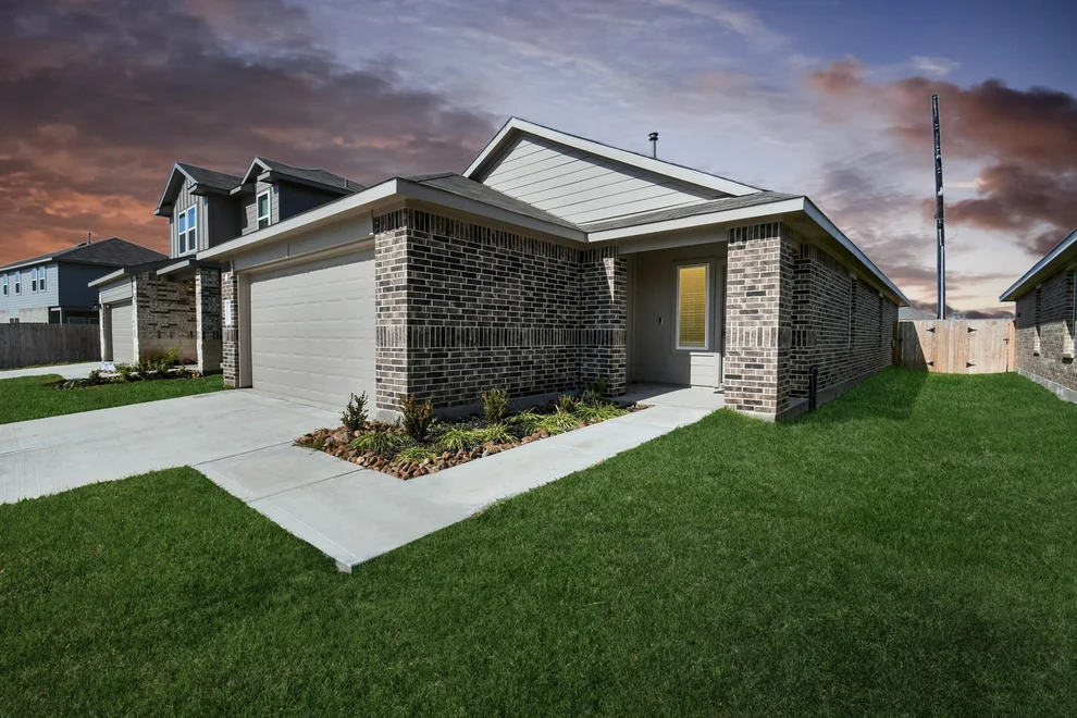 Unit for sale at 5315 Castlebury Meadows Drive, Spring, TX 77373