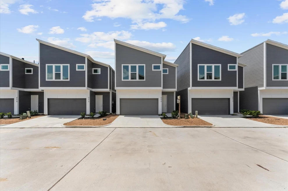Unit for sale at 9628 Habitat Street, Houston, TX 77075