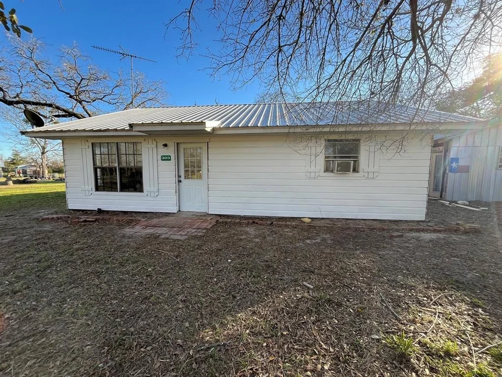 Unit for sale at 303 Cindy Lane, Somerville, TX 77879