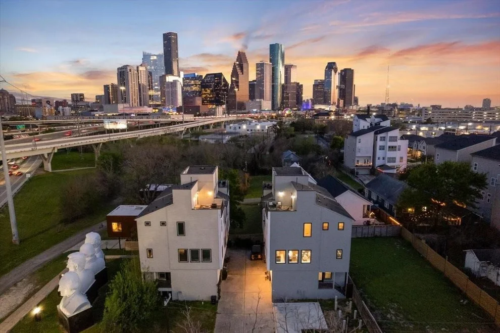 Unit for sale at 1005 Bingham Street, Houston, TX 77007