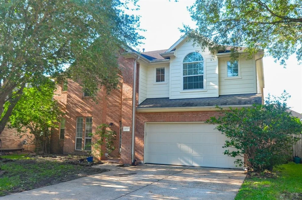 Unit for sale at 17719 Creek Bluff Lane, Cypress, TX 77433