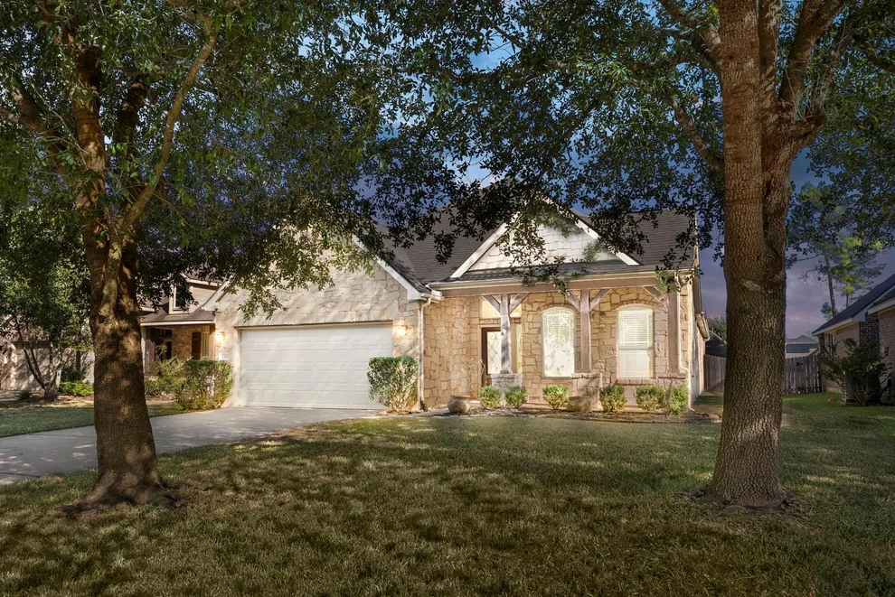 Unit for sale at 130 Springshed Place, Montgomery, TX 77316