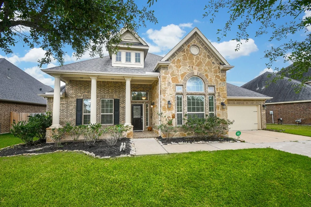 Unit for sale at 9503 Wheatfield Lane, Rosenberg, TX 77469