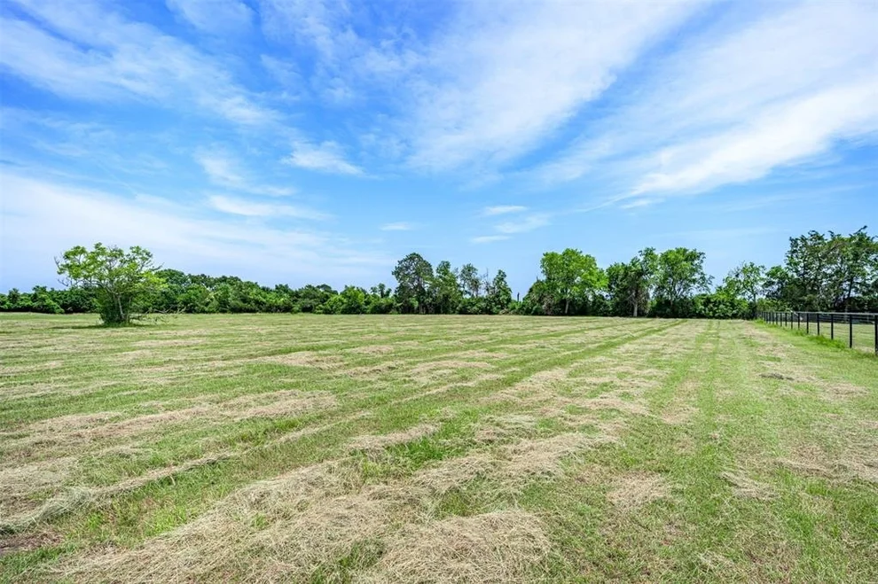 Unit for sale at 831 Indian Hill Lane, Brenham, TX 77833