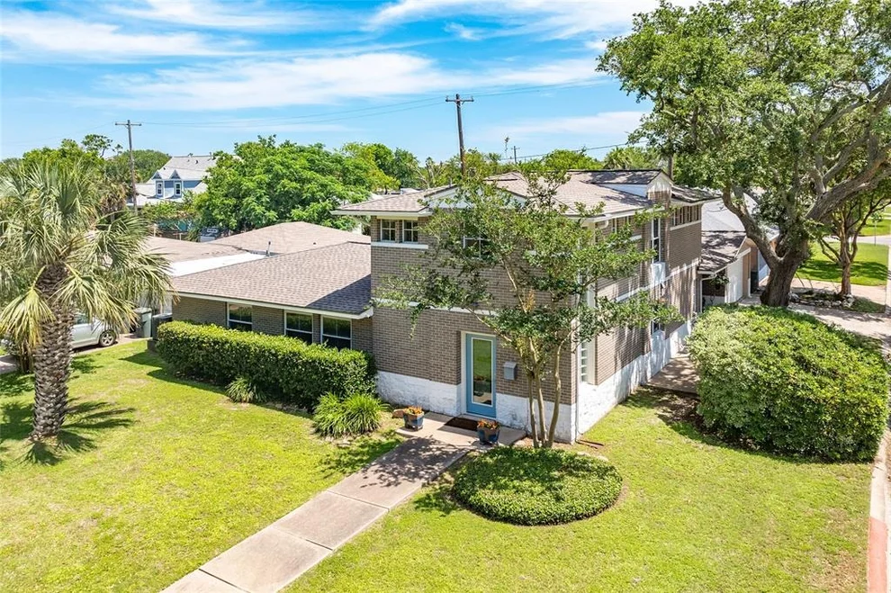 Unit for sale at 127 Bonita Avenue, Galveston, TX 77550