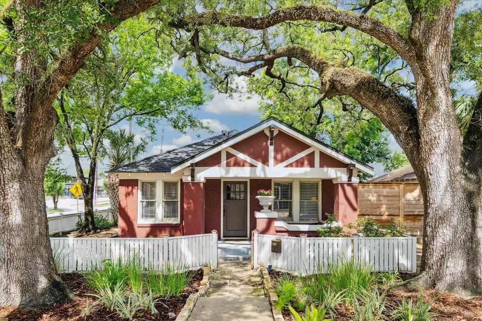 Unit for sale at 548 Granberry Street, Houston, TX 77007
