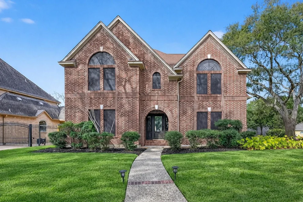 Unit for sale at 5802 Ashmere Lane, Spring, TX 77379