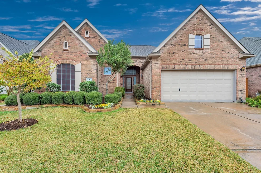 Unit for sale at 5207 Juniper Terrace Lane, Katy, TX 77494