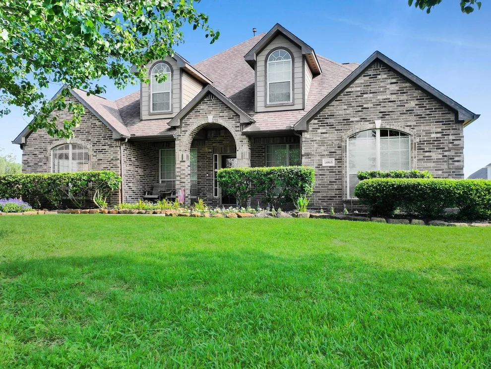Unit for sale at 14865 Lisa Lane, Beaumont, TX 77713