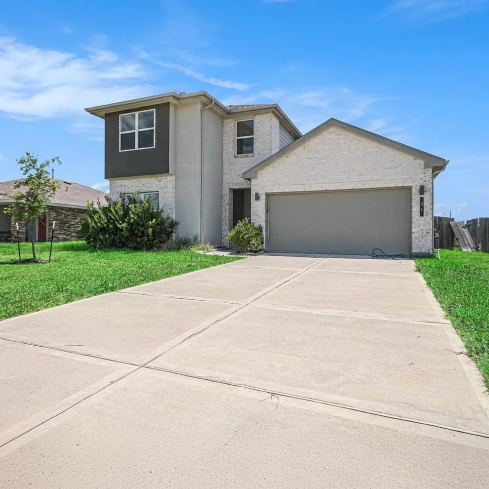 Unit for sale at 31 Desert Spring Lane, Manvel, TX 77578