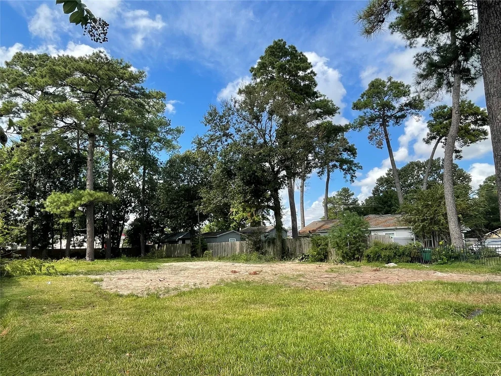 Unit for sale at 1321 Caywood Lane, Houston, TX 77055