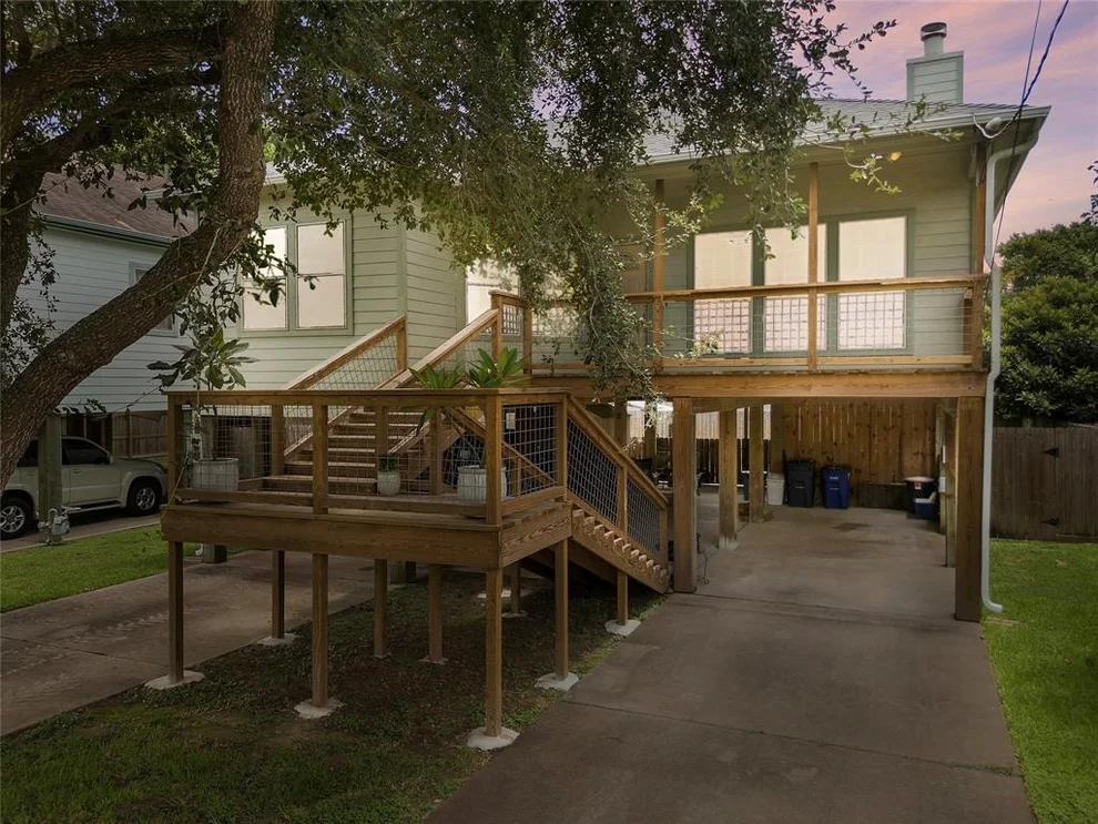 Unit for sale at 509 West Drive, Kemah, TX 77565