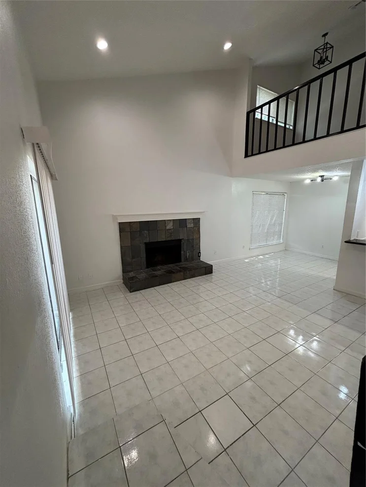 Unit for sale at 3602 Ocee Street, Houston, TX 77063