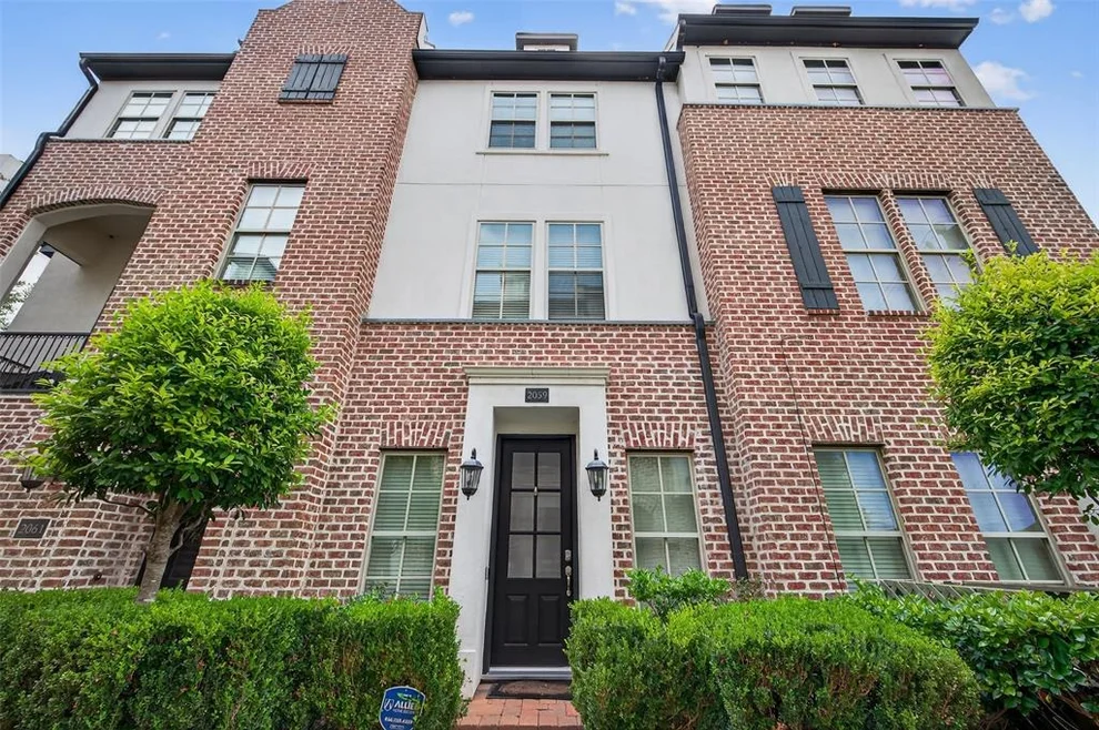 Unit for sale at 2059 Fannin Station N, Houston, TX 77045