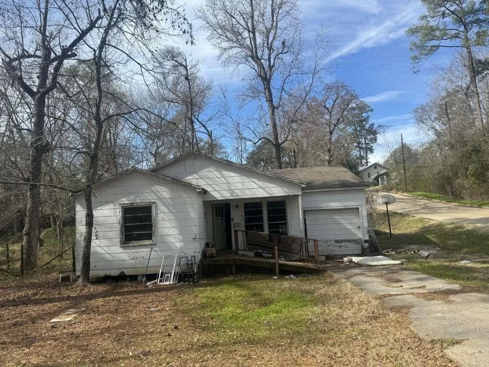Unit for sale at 417 2nd Street, Jasper, TX 75951