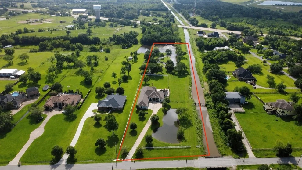 Unit for sale at 3023 Mandale Road, Friendswood, TX 77546