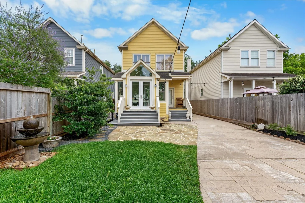 Unit for sale at 1325 W 23rd Street, Houston, TX 77008