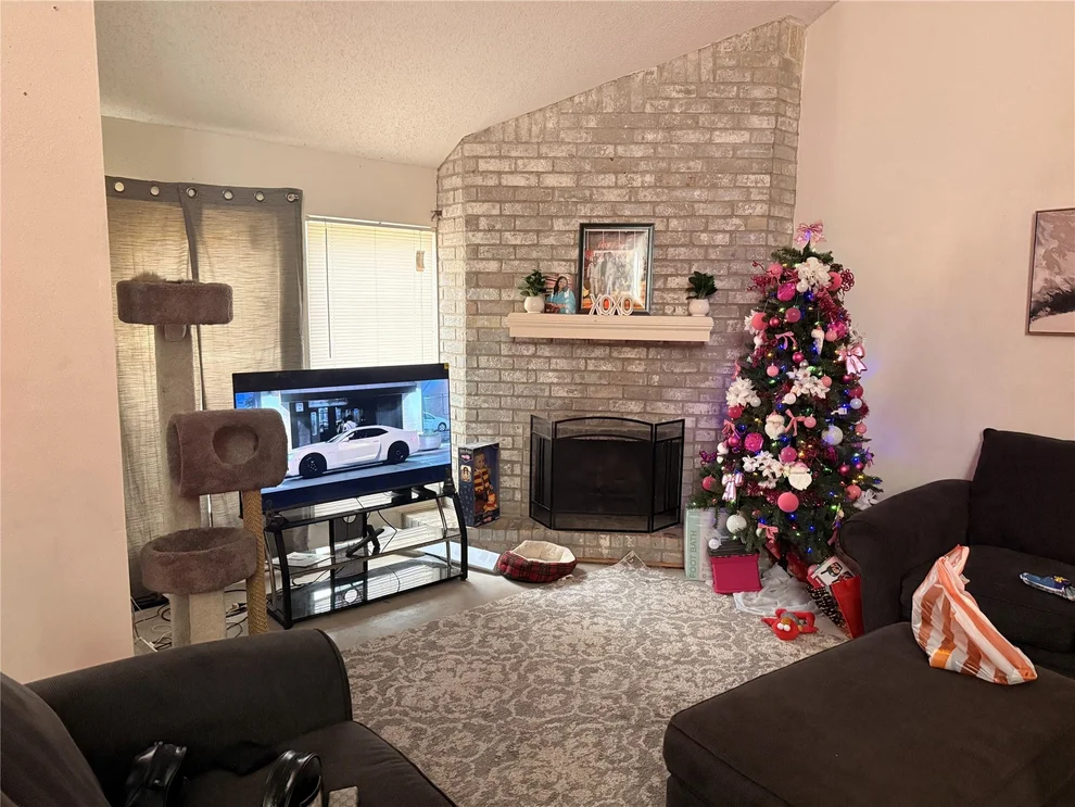 Unit for sale at 5747 Easthampton, Houston, TX 77039