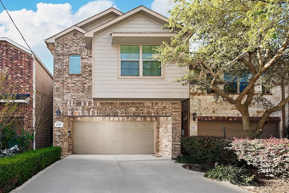Unit for sale at 1046 W 26th Street, Houston, TX 77008