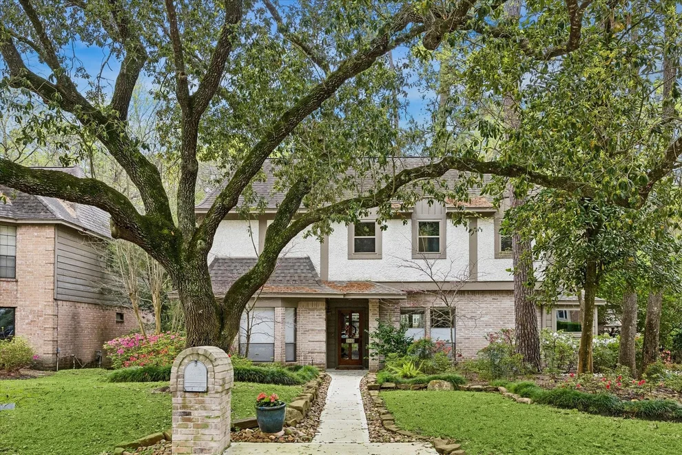 Unit for sale at 3802 Wildwood Ridge Drive, Kingwood, TX 77339