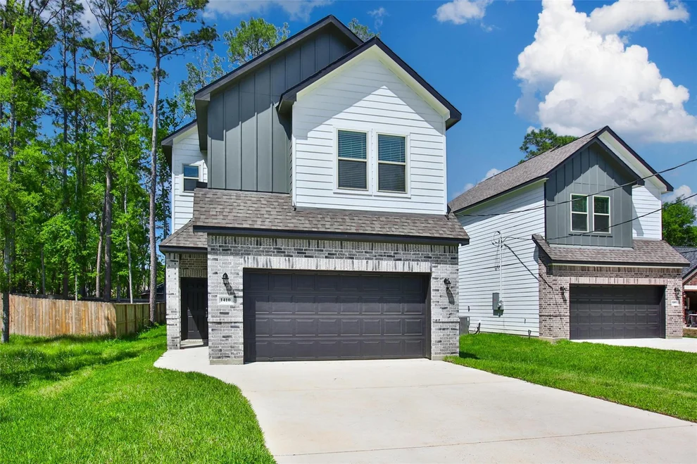 Unit for sale at 1410 Glenoaks Drive, Conroe, TX 77385