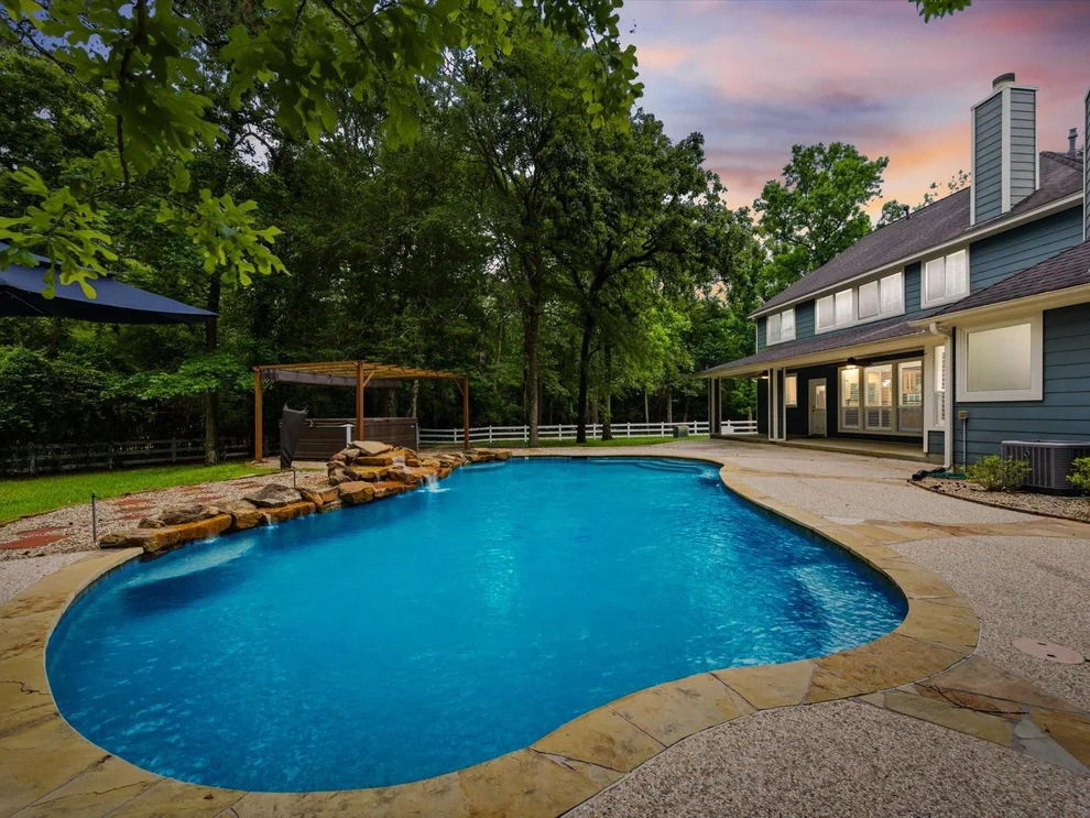 Unit for sale at 8710 Linn Lane, Magnolia, TX 77354