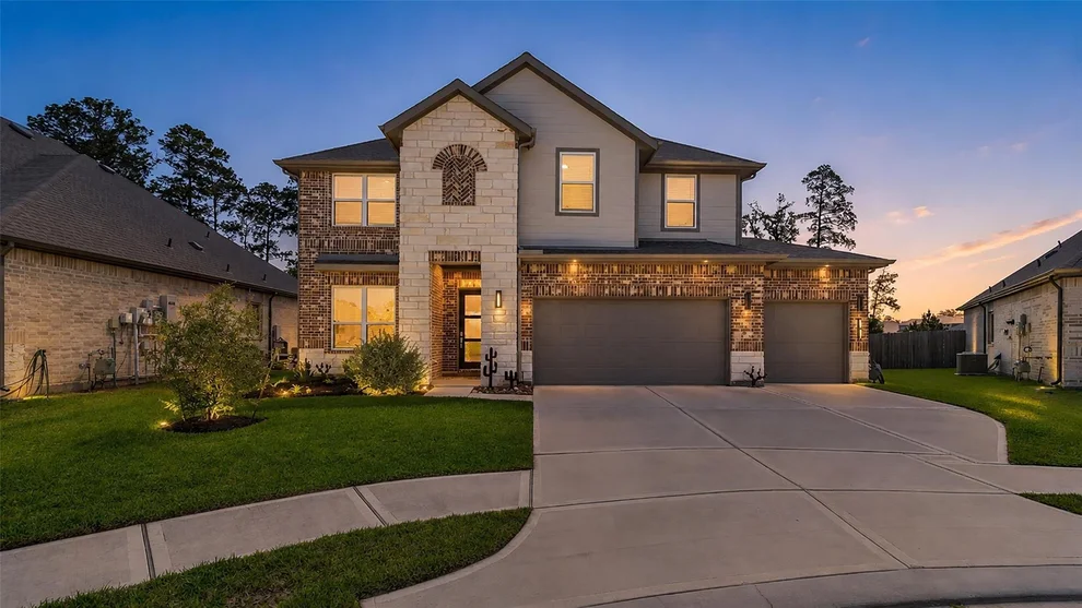 Unit for sale at 10302 Horseshoe Lake Trail, Conroe, TX 77384