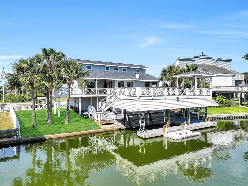 Unit for sale at 3519 Christmas Tree Point Road, Galveston, TX 77554