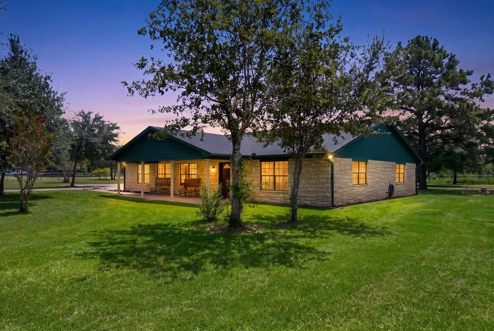 Unit for sale at 2243 Green Meadows Drive, Sealy, TX 77474