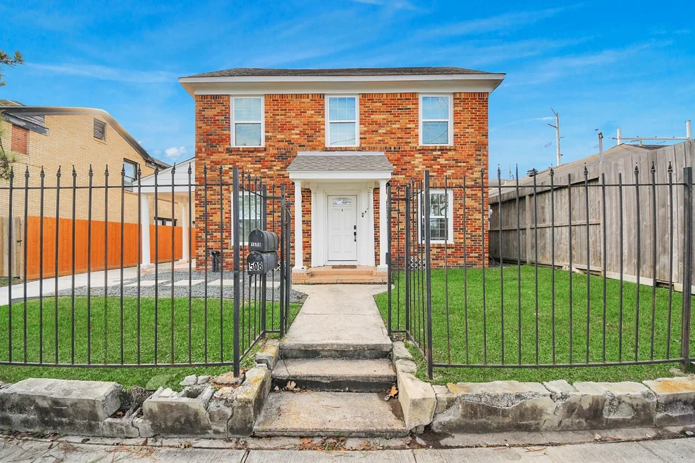 Unit for sale at 1508 Ridgewood Street, Houston, TX 77006