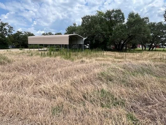 Unit for sale at 901 & 903 Parallel Road, Somerville, TX 77879
